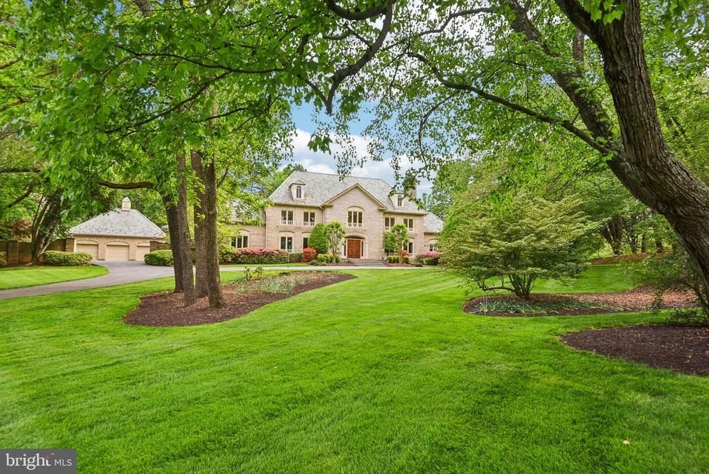 Photo of 9939 BENTCROSS DRIVE