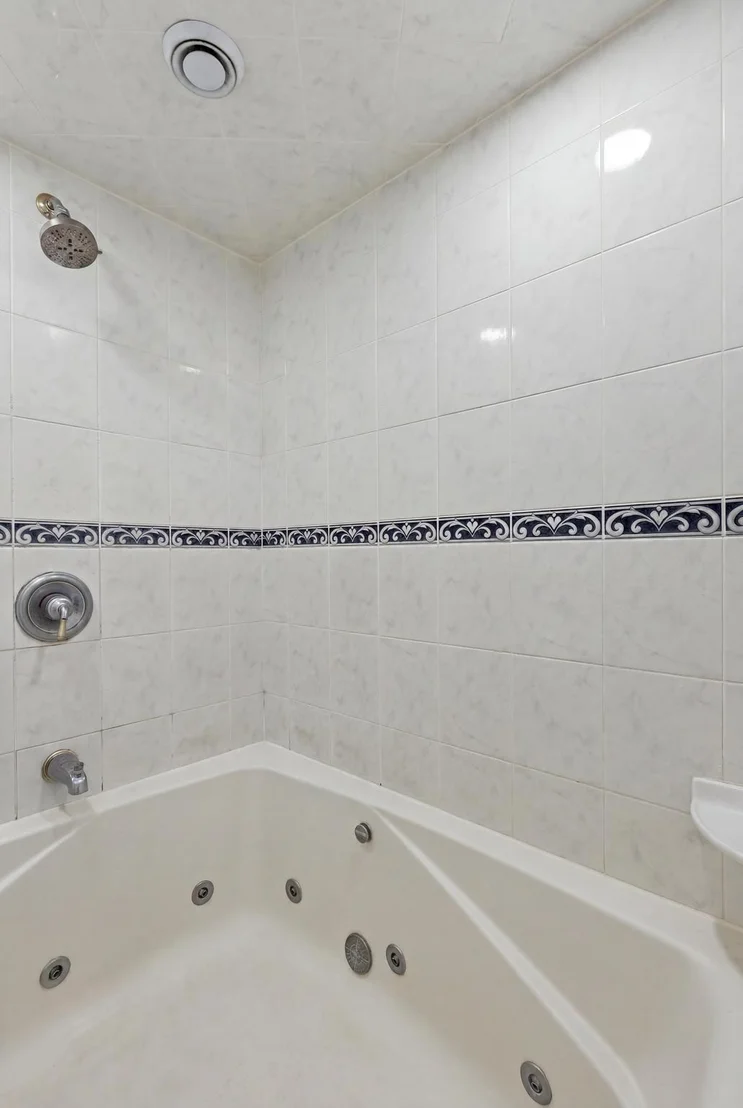 Photo of 727 N GOVERNORS AVENUE