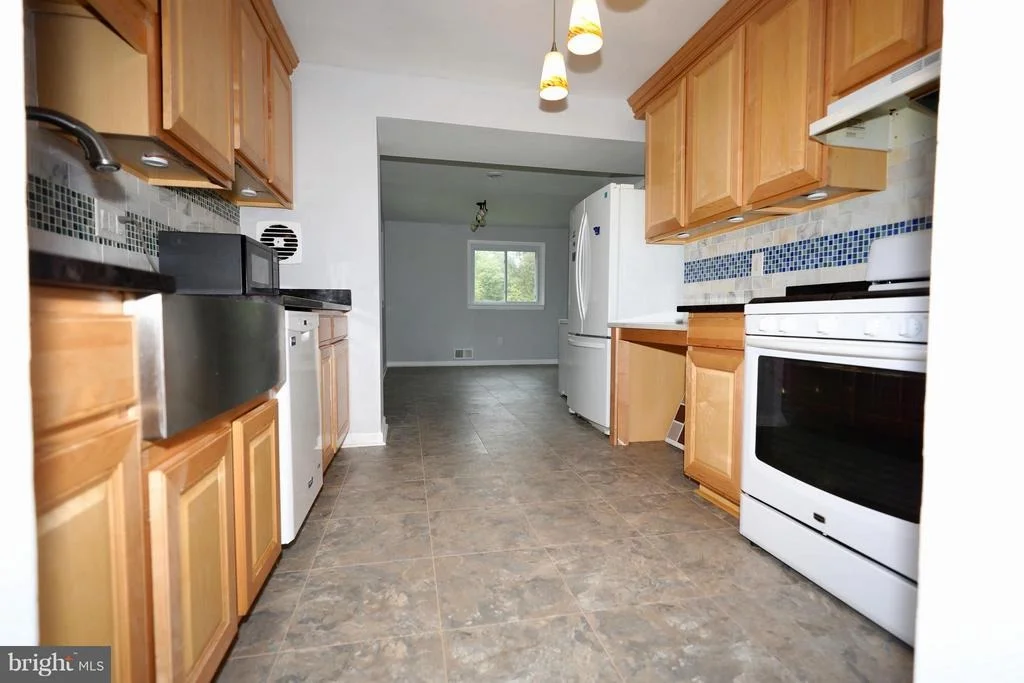 Photo of 13105 HOLDRIDGE ROAD