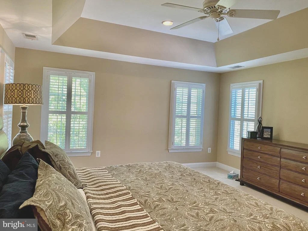 Photo of 807 WOODSIDE PARKWAY