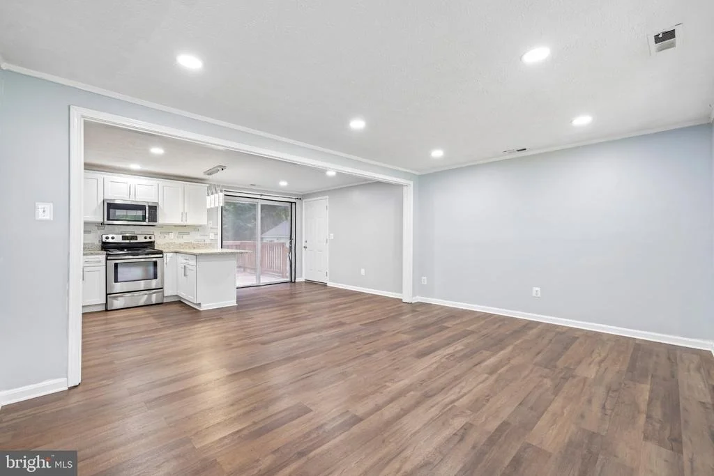 Photo of 1437 CEDARHURST ROAD