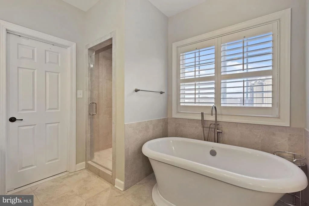 Photo of 13 HOFFMAN DR