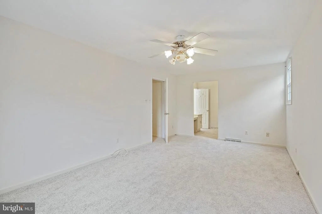 Photo of 5618 MILLWHEEL PLACE