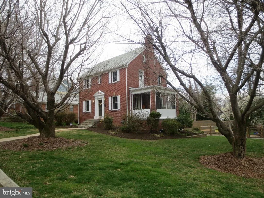 Photo of 2026 HANOVER STREET