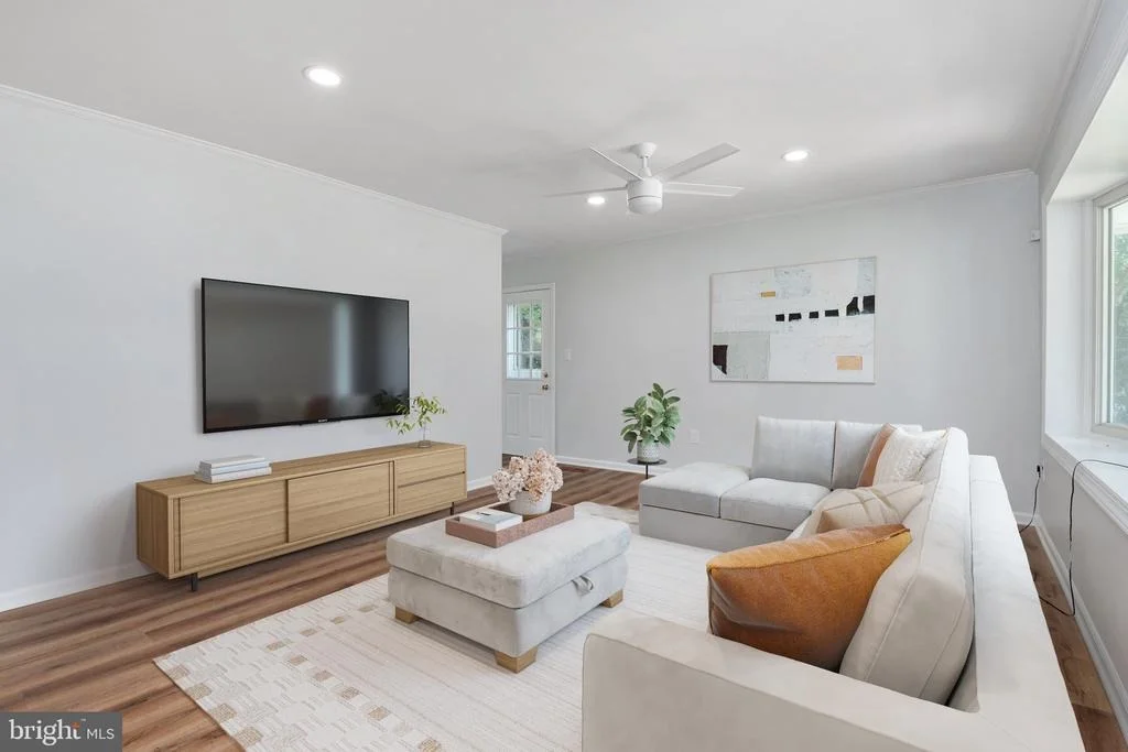 Photo of 541 CRESTPARK DRIVE