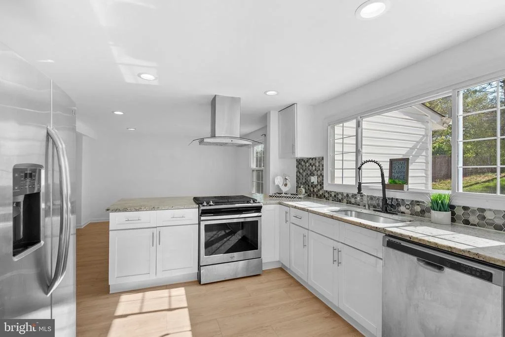 Photo of 5637 HIGH TOR HILL