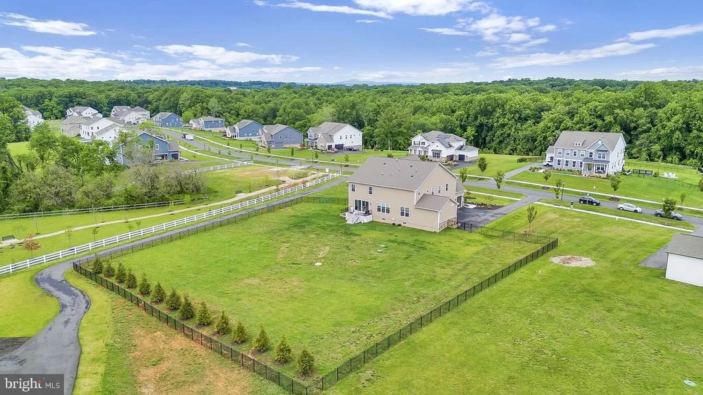 Photo of 14622 SENECA FARM LN