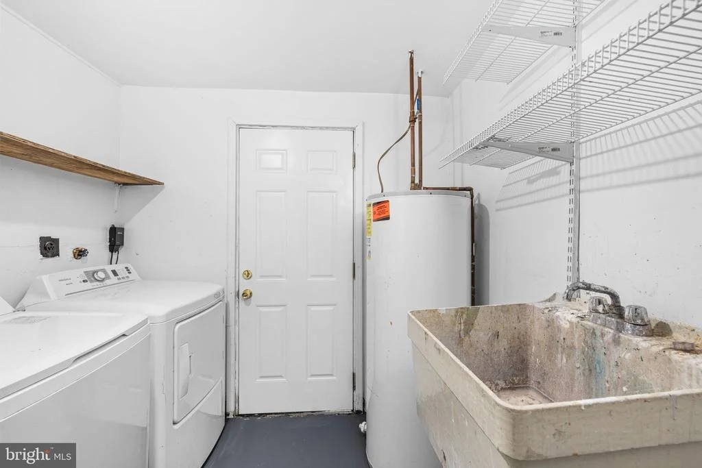 Photo of 6104 BROADWICK COURT
