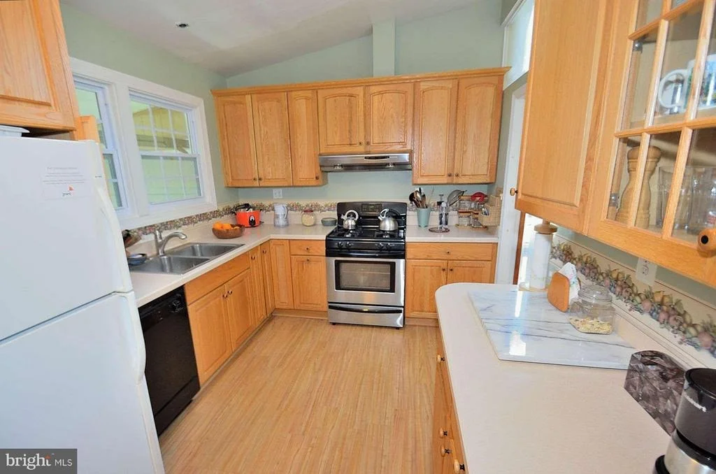 Photo of 6845 STRATA STREET