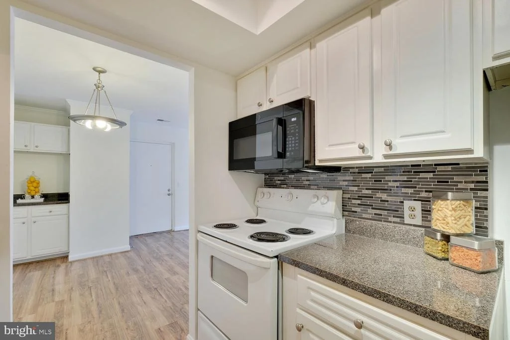 Photo of Unit 201 at 18302 STREAMSIDE DRIVE
