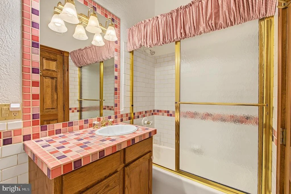 Photo of 2747 MARSH HILL ROAD