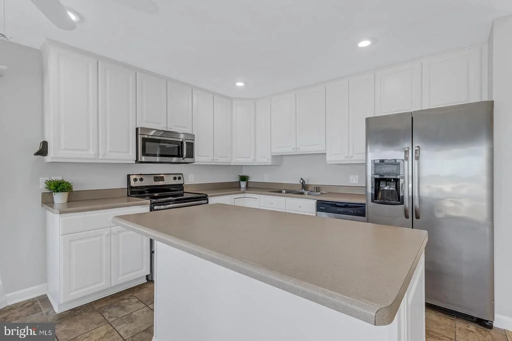 Photo of 976 BRAMMER DRIVE