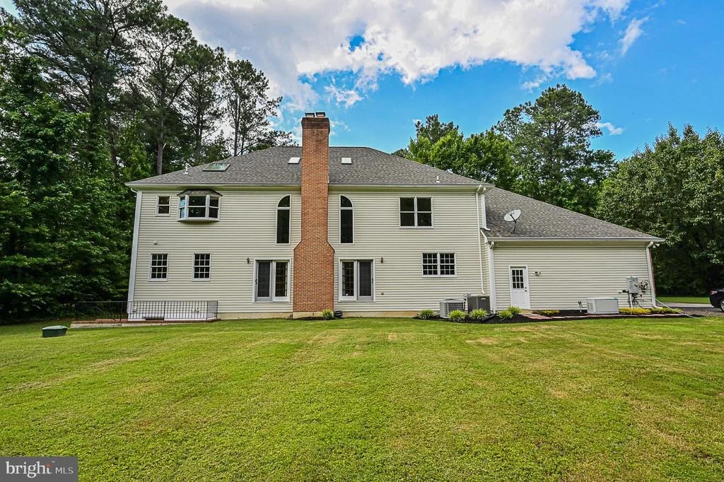Photo of 5805 HALLOWING DRIVE