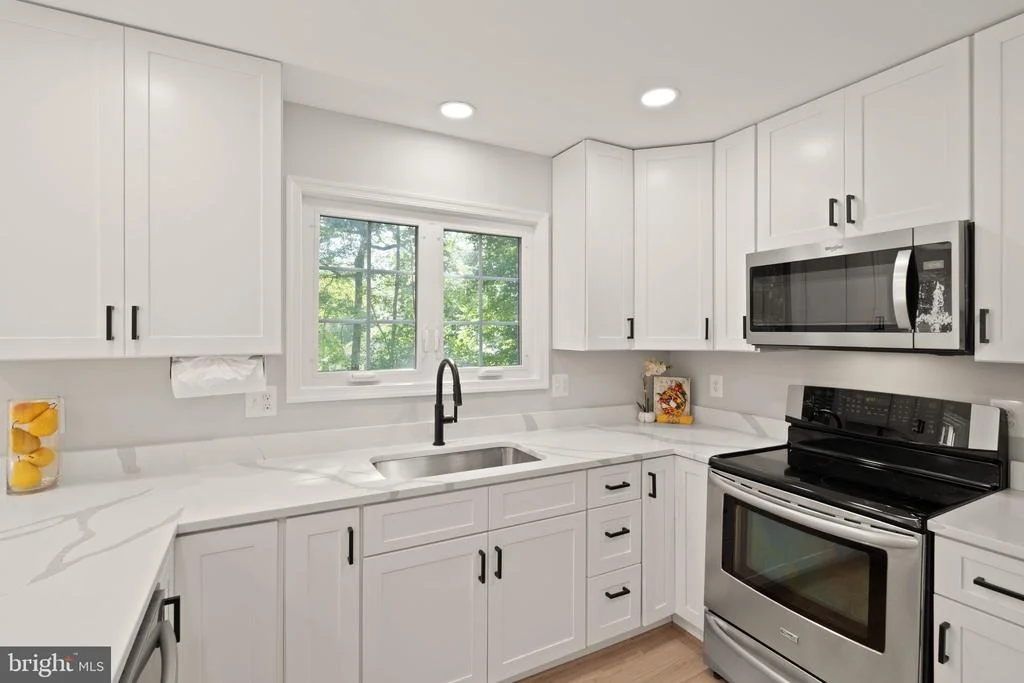 Photo of 13917 STONEFIELD DRIVE