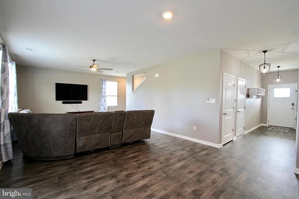Photo of 746 SEABREEZE RD