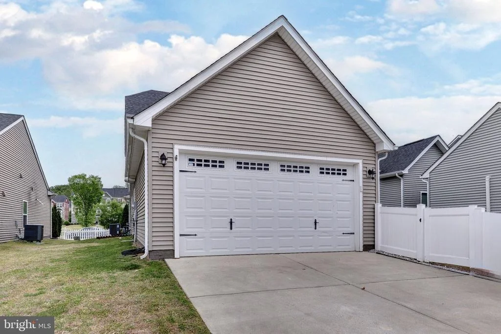Photo of 6122 PRICKET ROAD