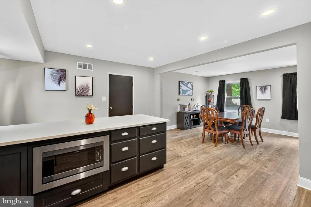 Photo of 9015 LONGBOW ROAD