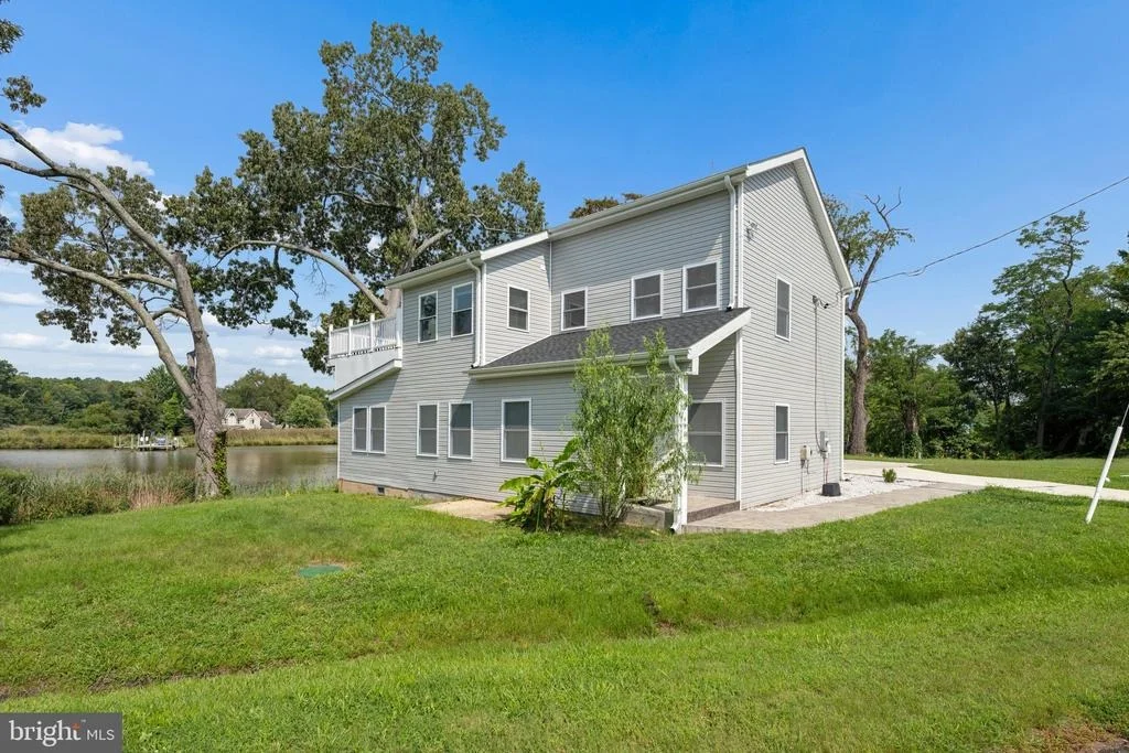 Photo of 456 DEALE ROAD