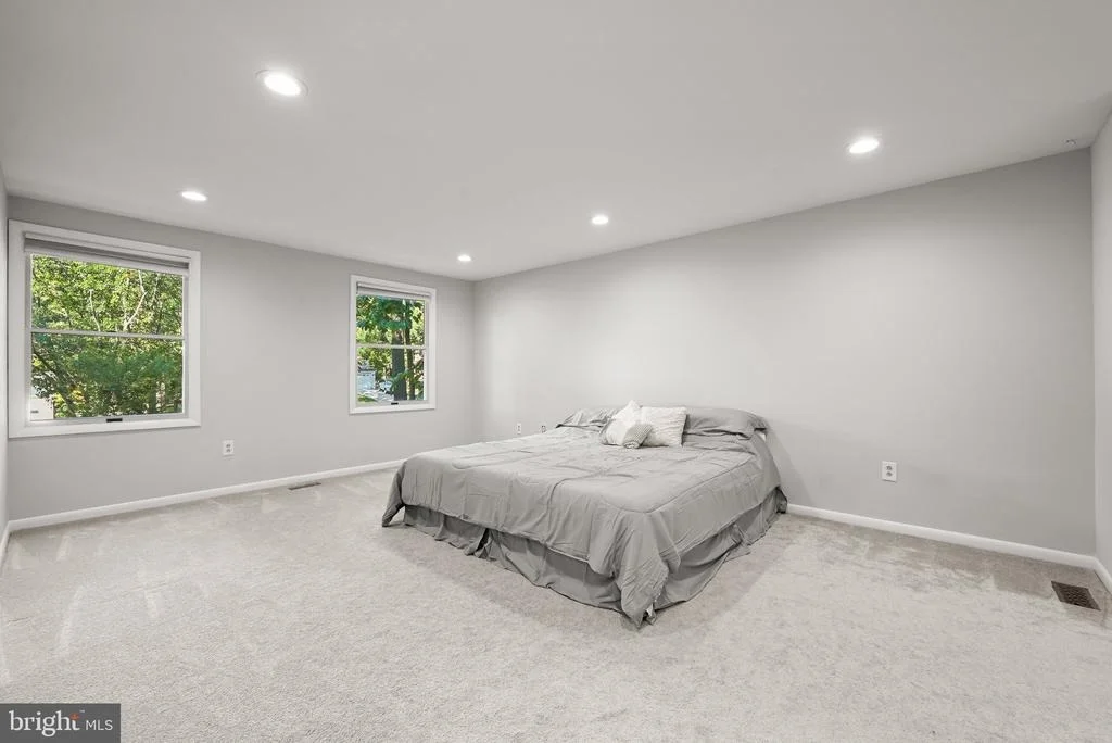 Photo of 5428 HIGH TOR HILL