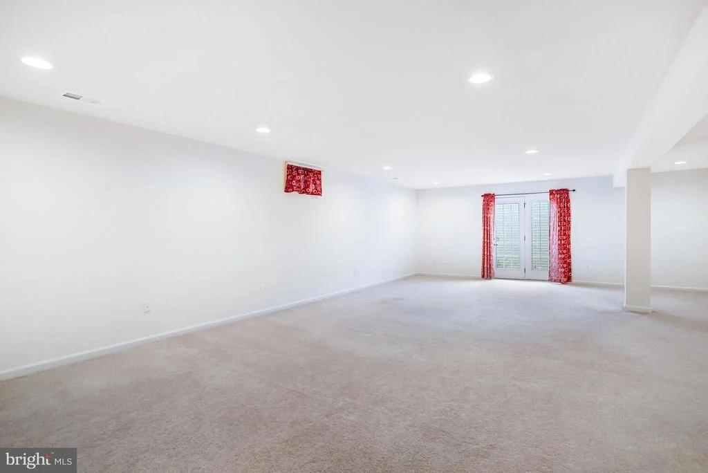 Photo of 26798 BARNSLEY PLACE
