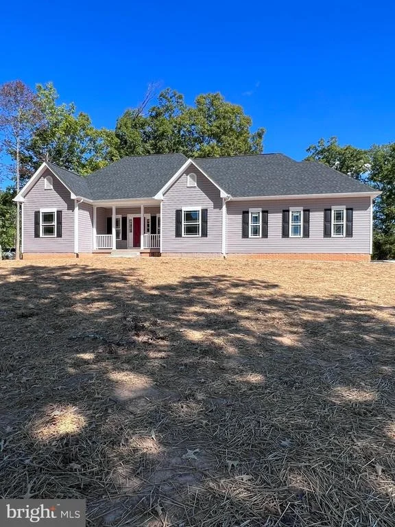 Photo of 7946 ROGUES ROAD