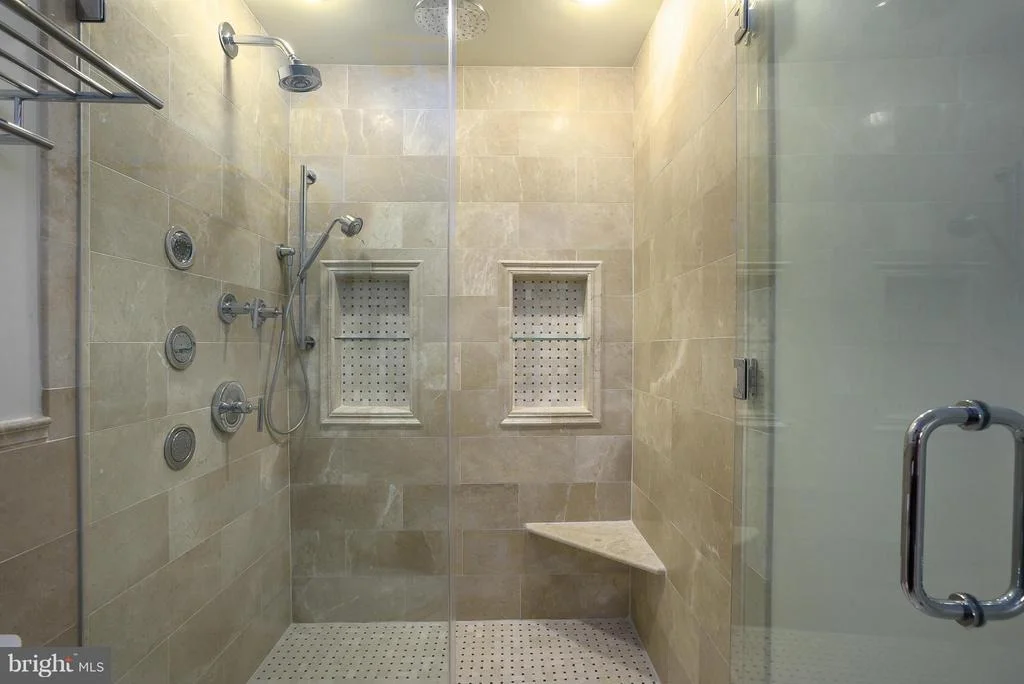 Photo of 6406 KRISTIN DRIVE