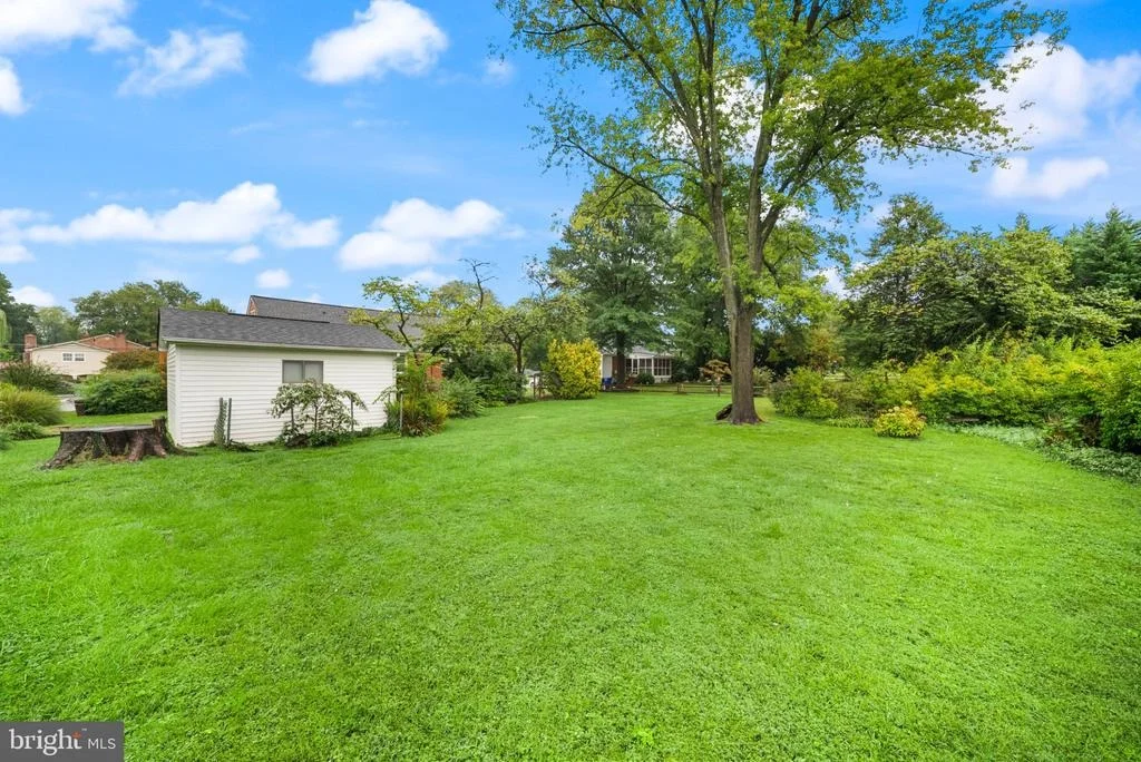Photo of 8904 FORT DRIVE