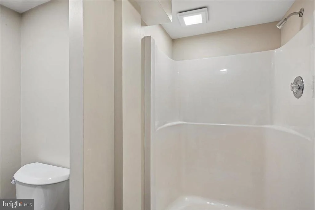 Photo of 2425 HIDDEN VALLEY LANE