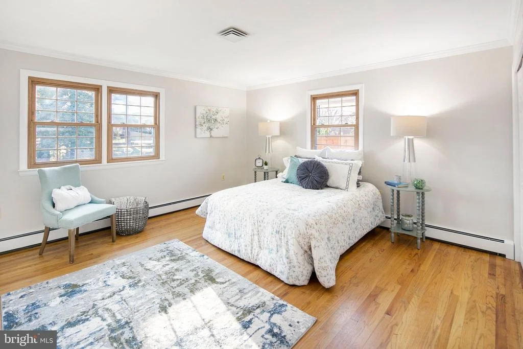 Photo of 5 PETERS LANE