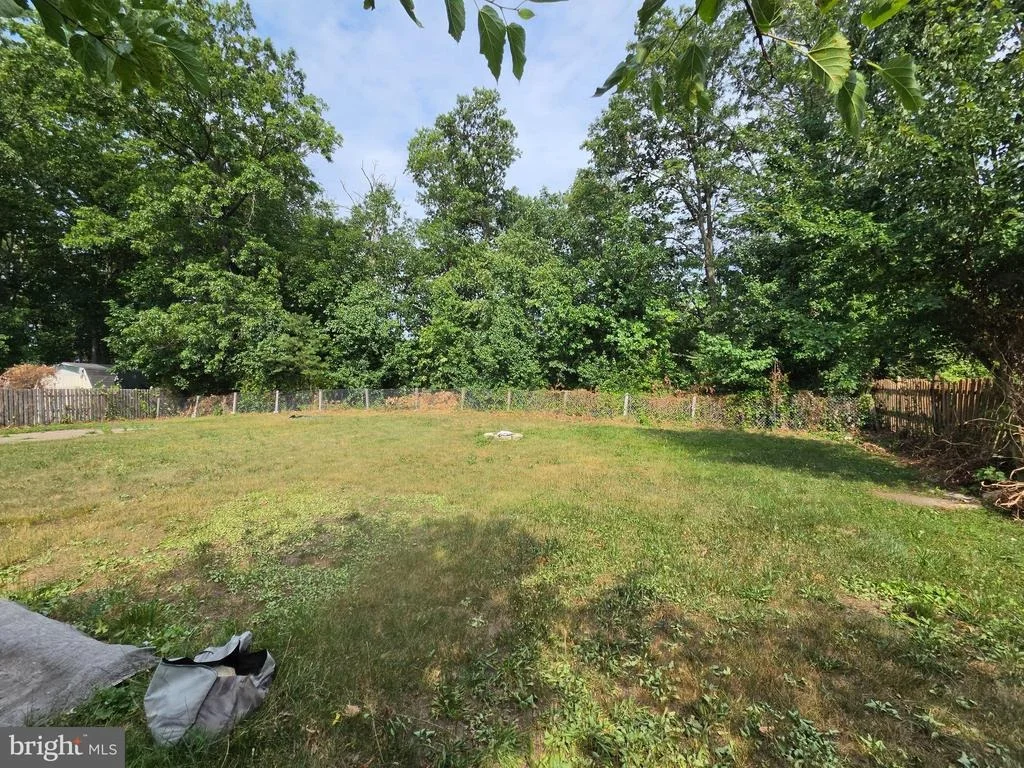 Photo of 20 FOX HOLLOW LANE