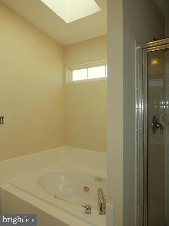 Photo of 2424 KNAPPS WAY