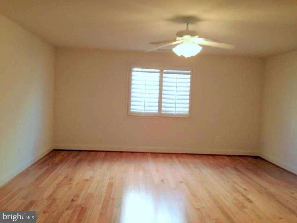 Photo of 3734 GLEN EAGLES DRIVE