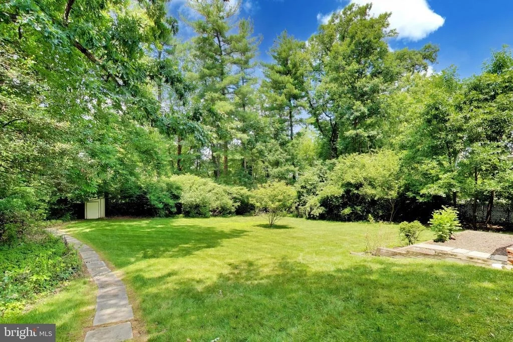 Photo of 4 ORCHARD WAY N
