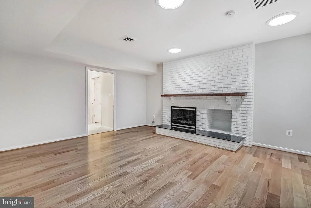 Photo of 13416 HATHAWAY DRIVE