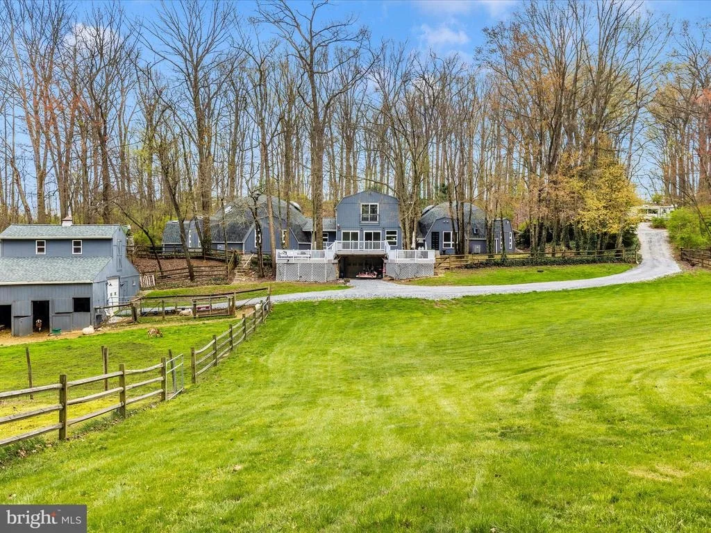 Photo of 111 BACHMANS VALLEY ROAD