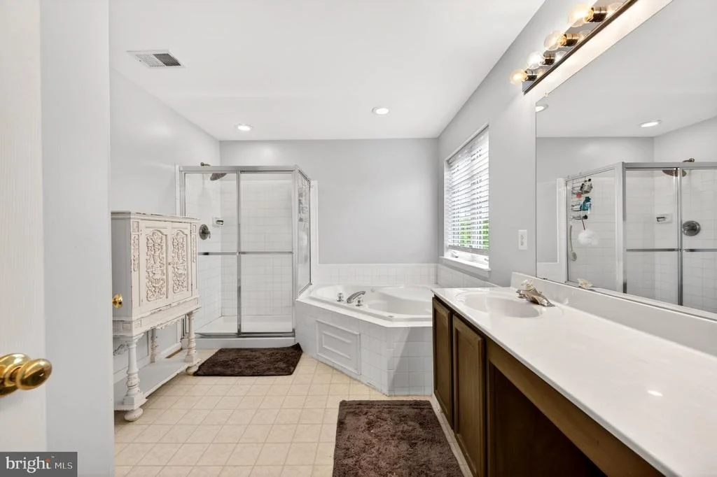 Photo of 8 N POINTE TERRACE