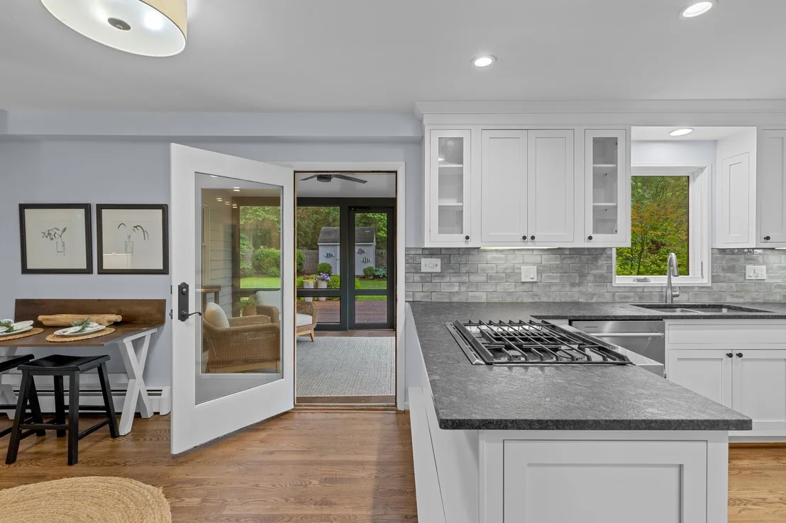 Photo of 2611 OGLETON ROAD