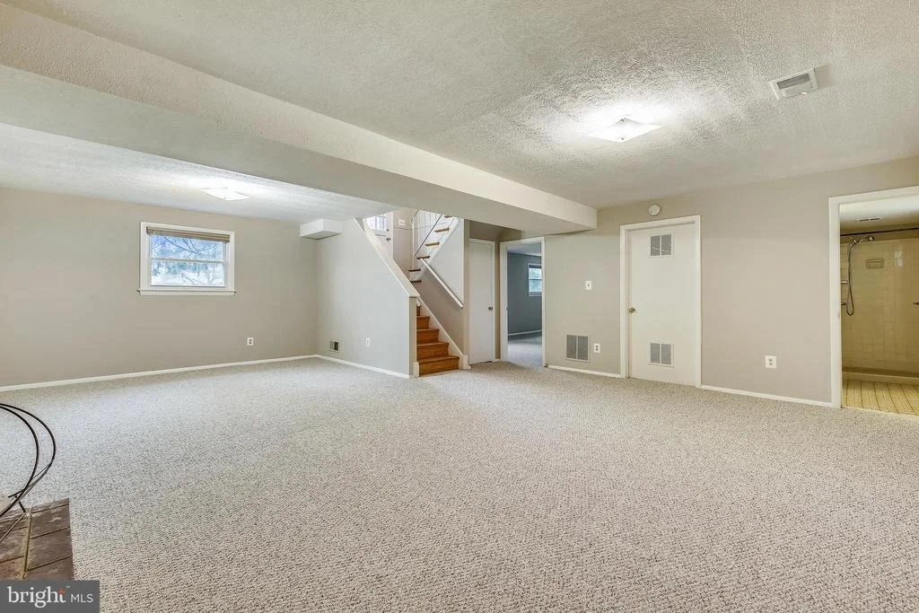 Photo of 7404 BEE BEE DRIVE