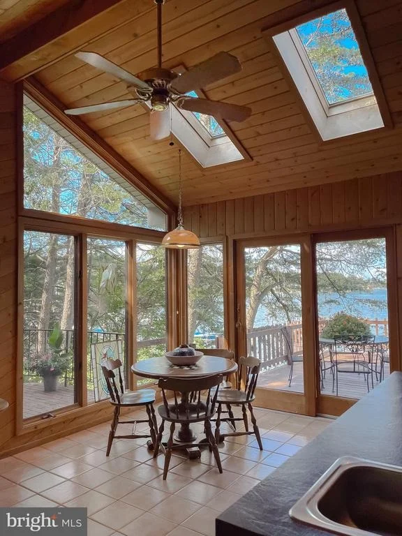 Photo of 222 HARBOR DRIVE