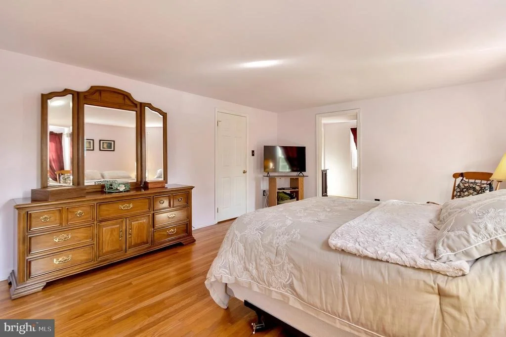Photo of 14040 BREEZE HILL LANE