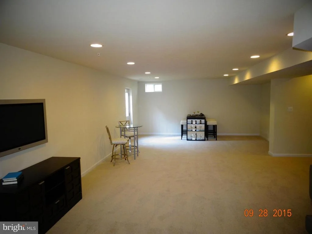 Photo of 7858 SUNHAVEN WAY