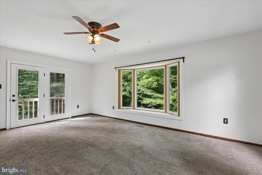Photo of 8253 HONEYSUCKLE ROAD
