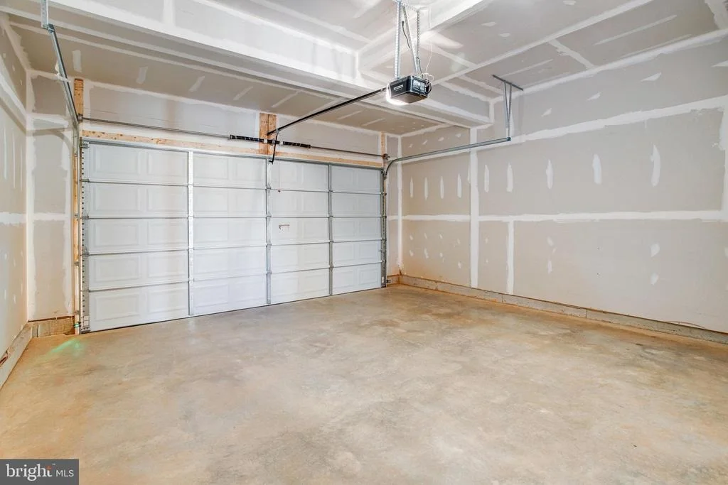 Photo of 611 CLOVER LANE