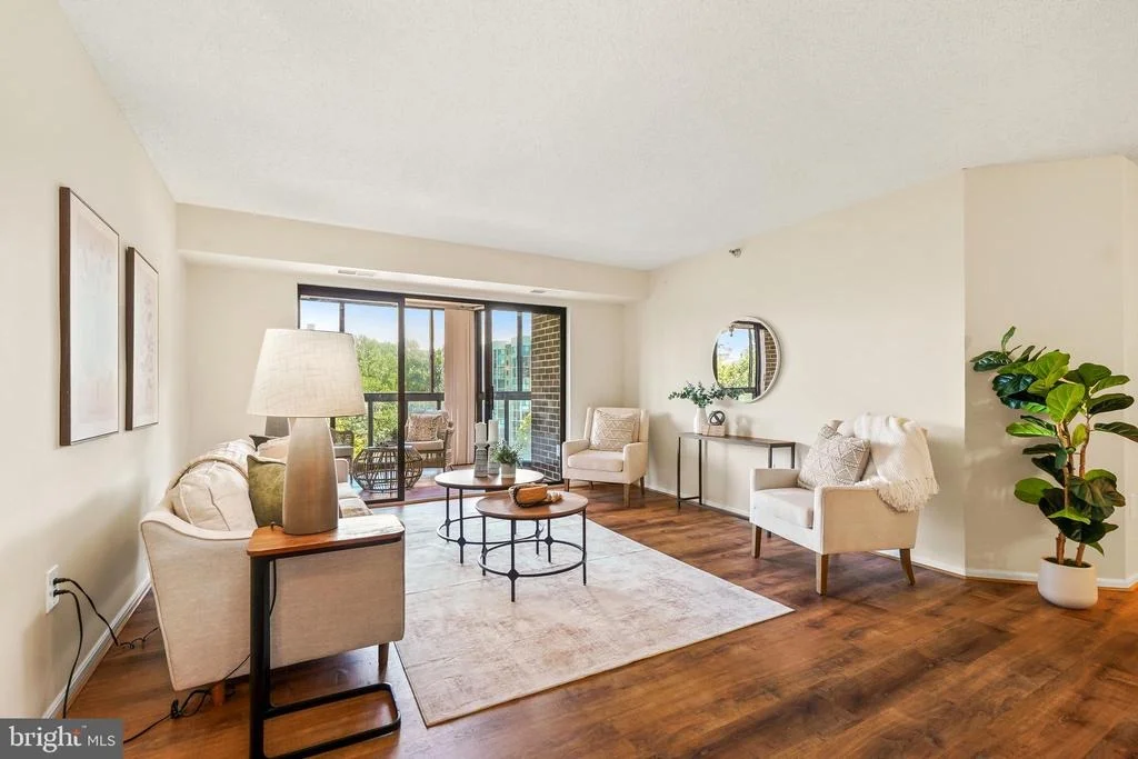 Photo of Unit 3621 at 15115 INTERLACHEN DRIVE