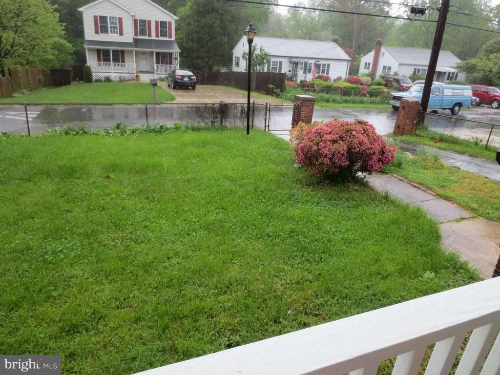 Photo of 703 HOLLYWOOD AVENUE