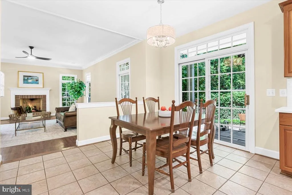 Photo of 6807 MEADOW LANE