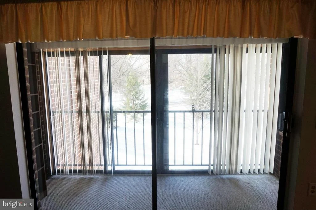 Photo of Unit 3E at 15320 PINE ORCHARD DRIVE