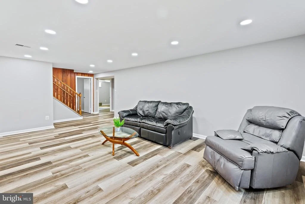 Photo of 604 KENBROOK DRIVE