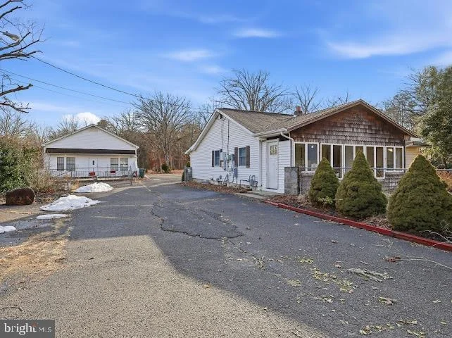 Photo of 2384 WINSLOW ROAD