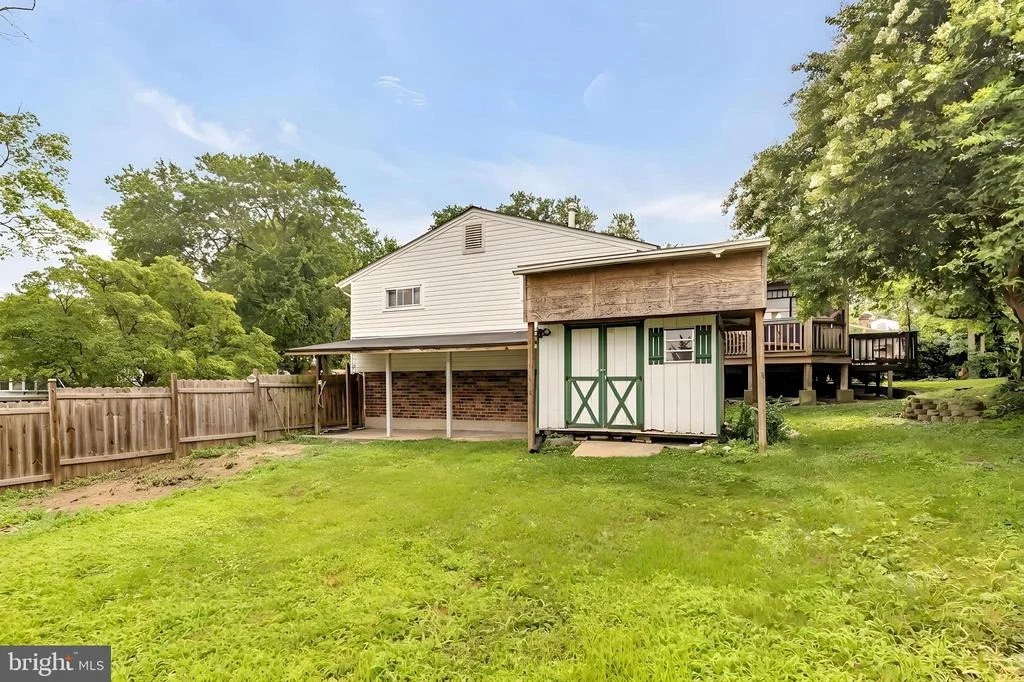 Photo of 12812 BUSHEY DRIVE